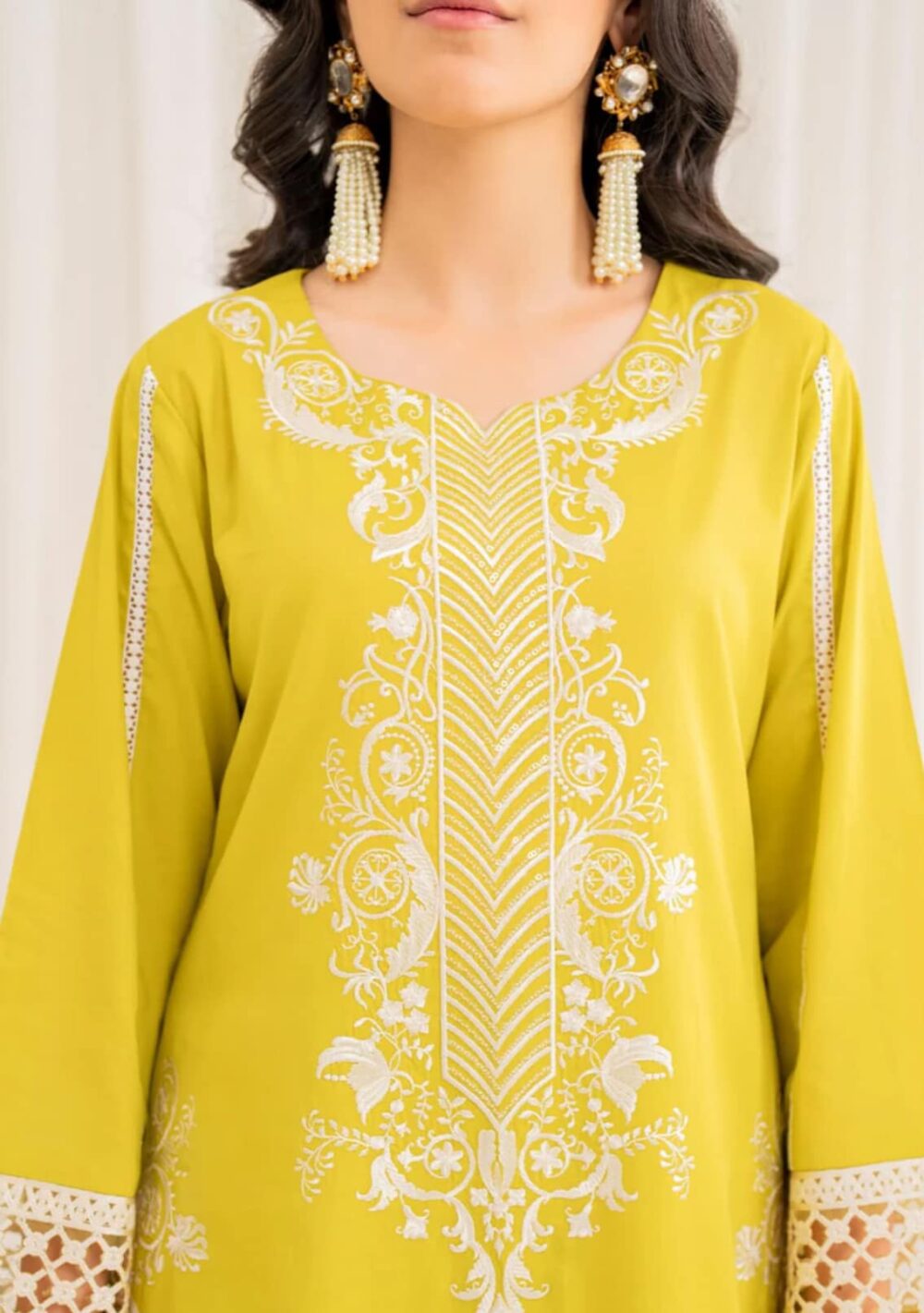 Eastern Ready to Wear Kurta Set - Image 4