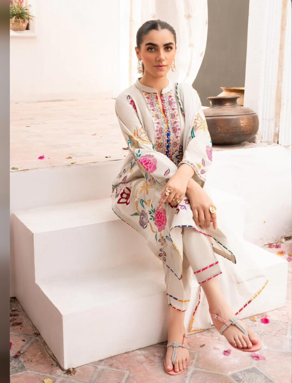 Ready to wear 3pcs suit - Image 7