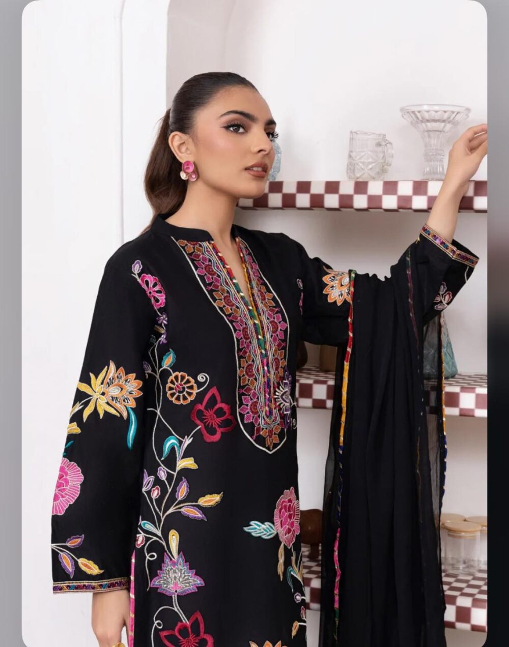 Black Ready to wear 3pcs suit - Image 5