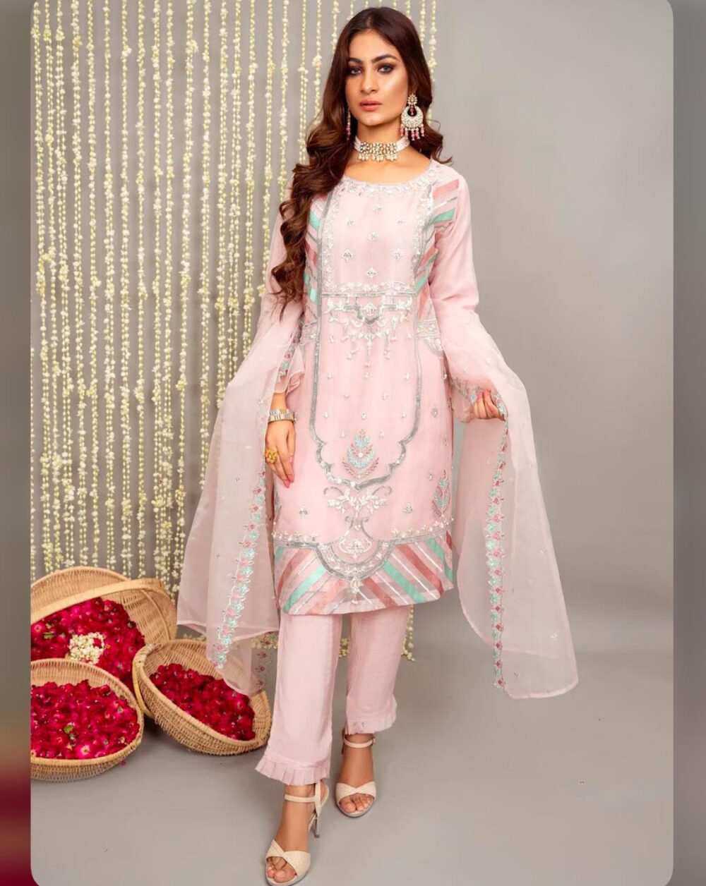 Gorgeous baby pink 3pcs ready to wear suit - Image 6