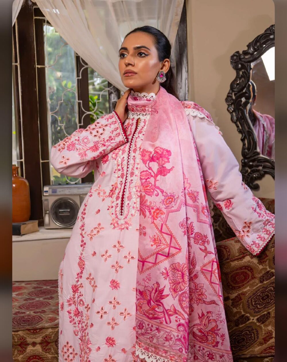 Pastel Pink Beautiful 3pcs suit
